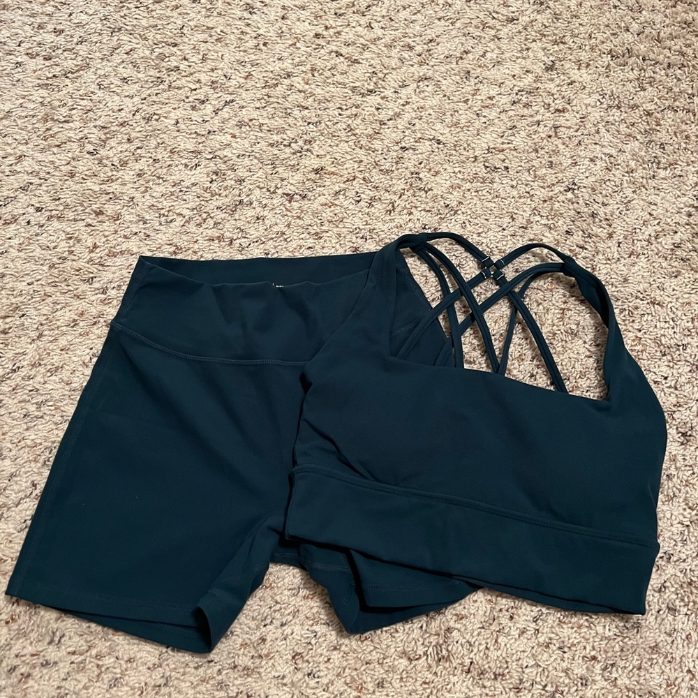 BuffBunny Legacy Shorts & Revolution Bra